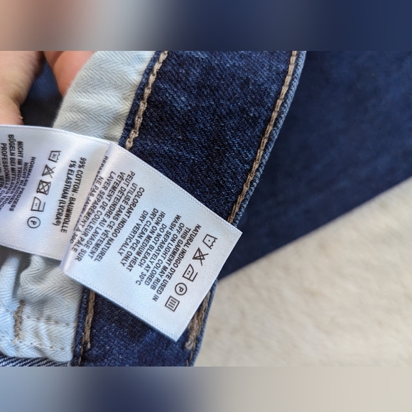 DL1961 Rachel Flare Ultra High Rise Instasculpt 33” - Picture 4 of 16